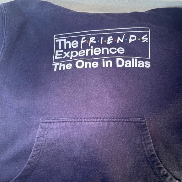 The Friends Experience - Size Small Women’s The One in Dallas - Picture 4 of 4